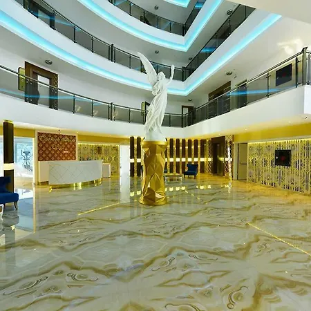アパート Vip-класса. первая сдача. マフムトラール